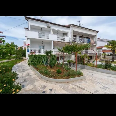 Apartman Benjamin Porec Exterior photo